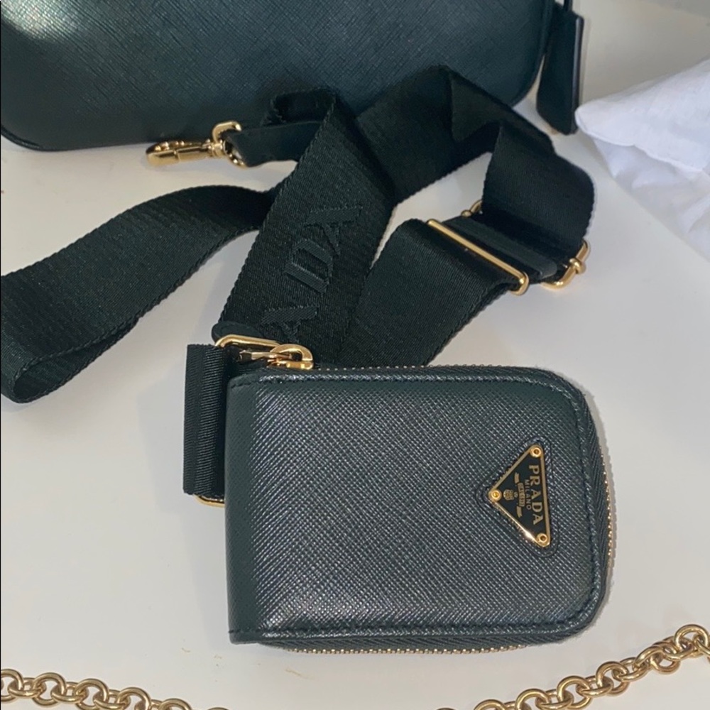 Prada Re-Edition 2005 Saffiano leather bag - Picture 6 of 12